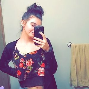 Meet your Posher, Jackie